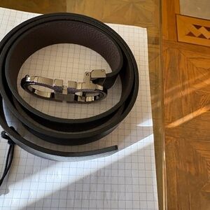 Salvatore Ferragamo Men’s Gancini Reversible Belt Size 42